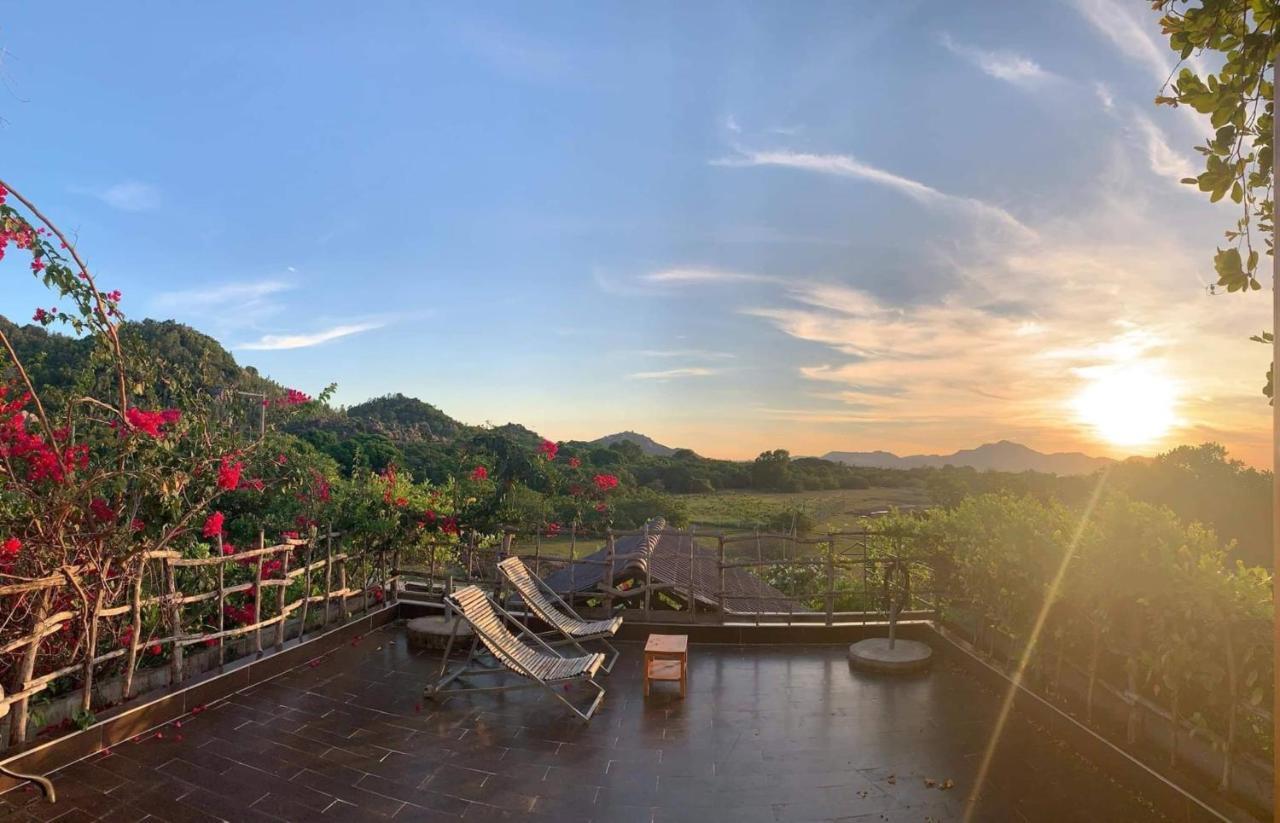 Villa Đảo Hoa Vàng Cam Ranh - Venue Travel Extérieur photo